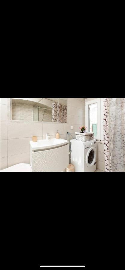Apartment Vijoleta In City Centre スプリト エクステリア 写真